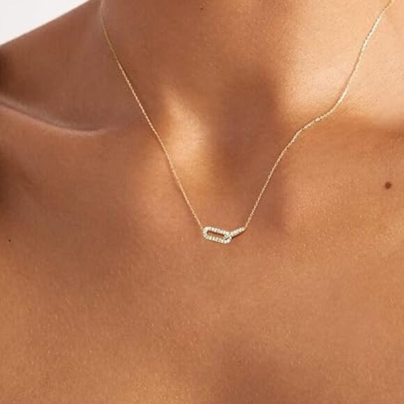 Neiman Marcus Dainty 18k Gold Plated Paperclip Necklace - Picture 1 of 5